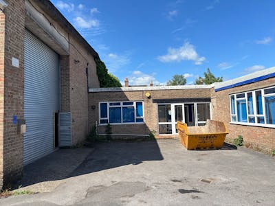 Former ATS Centre, Newbury, Industrial For Sale - IMG_0620.jpeg