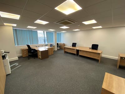Suite 9, Eclipse House, Watford, Office To Let - 02.jpg