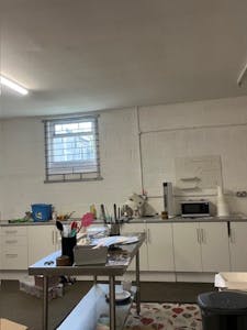 Units at Notley Farm, Long Crendon, Industrial To Let - 16a internal b.jpg