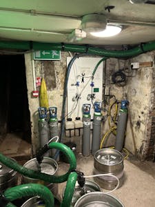 9 Shoplatch, Shrewsbury, Pub / Bar / Club / Retail / High Street Retail To Let - IMG_9949.jpg