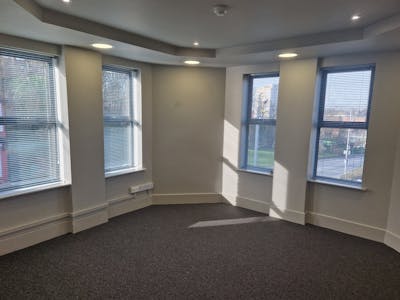 Strata House, Stockport, Office / Other To Let - 20230208_132019.jpg