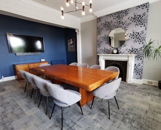 Worting House, Church Lane, Basingstoke, Serviced Offices / Offices To Let - BOARDROOM WEB.jpg