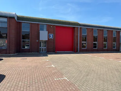 Unit 3 Heathlands Industrial Estate, Heathlands Close, Twickenham, Industrial/Logistics / Trade Counter / Industrial / Warehouse To Let - IMG_3366.JPG
