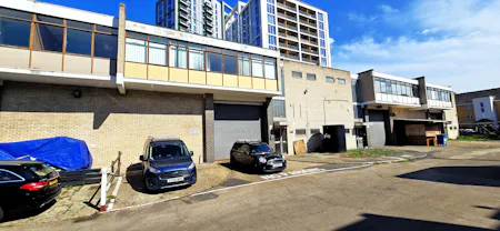 Unit 12, Lyndean Industrial Estate, London, Industrial To Let - 20250808_155638 - Edited.jpg