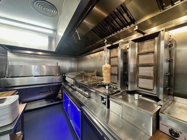 104 Heath Street, London, Restaurant Lease Assignment - 104heathF.jpg