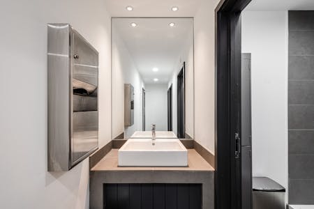 Ground Floor West - Coate House, 1-3 Coate Street, London, Office To Let - Coate St 1-3 GF - Low Res 16.jpg