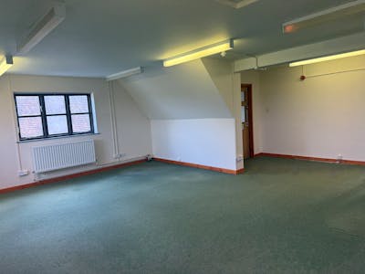 First Floor Offices, Waseley Hills Country Park, Birmingham, Office To Let - IMG_5202.JPG