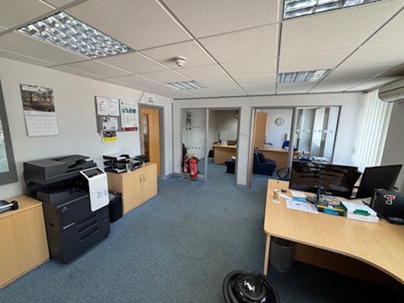 Unit 3 Speedwell Close, Eastleigh, Industrial / Industrial For Sale - Picture20Speedwell  04 07 2025.jpg