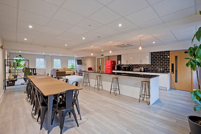 Springwood House, Leeds, Offices To Let - IMG_4138.jpg