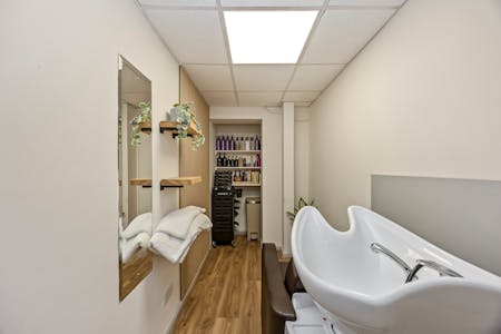 49-50 Boundary Road, Hove, Cafe (A1) / Class E Retail / Leisure / Convenience Store / E (Commercial / Business / Service) / E Class Retail / Leisure (no extract - Open A1) / Food & Beverage / Retail / High Street Retail For Sale - Boundary Road 49-007.JPG