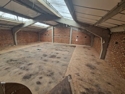 54 Vanguard Way, Southend-on-Sea, Industrial/Logistics To Let - 6b2bc3f4c9df4d4aaa9218f2c8a187a2.jpg