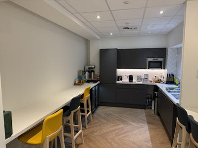 Suite 1.02, One Crown Square, Woking, Office To Let - IMG_4741.JPEG