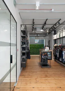 83 Great Titchfield Street, London, Office To Let - DSC_6712.jpg