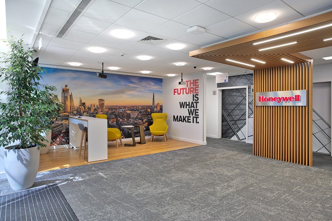 Office in Bracknell - photo 3