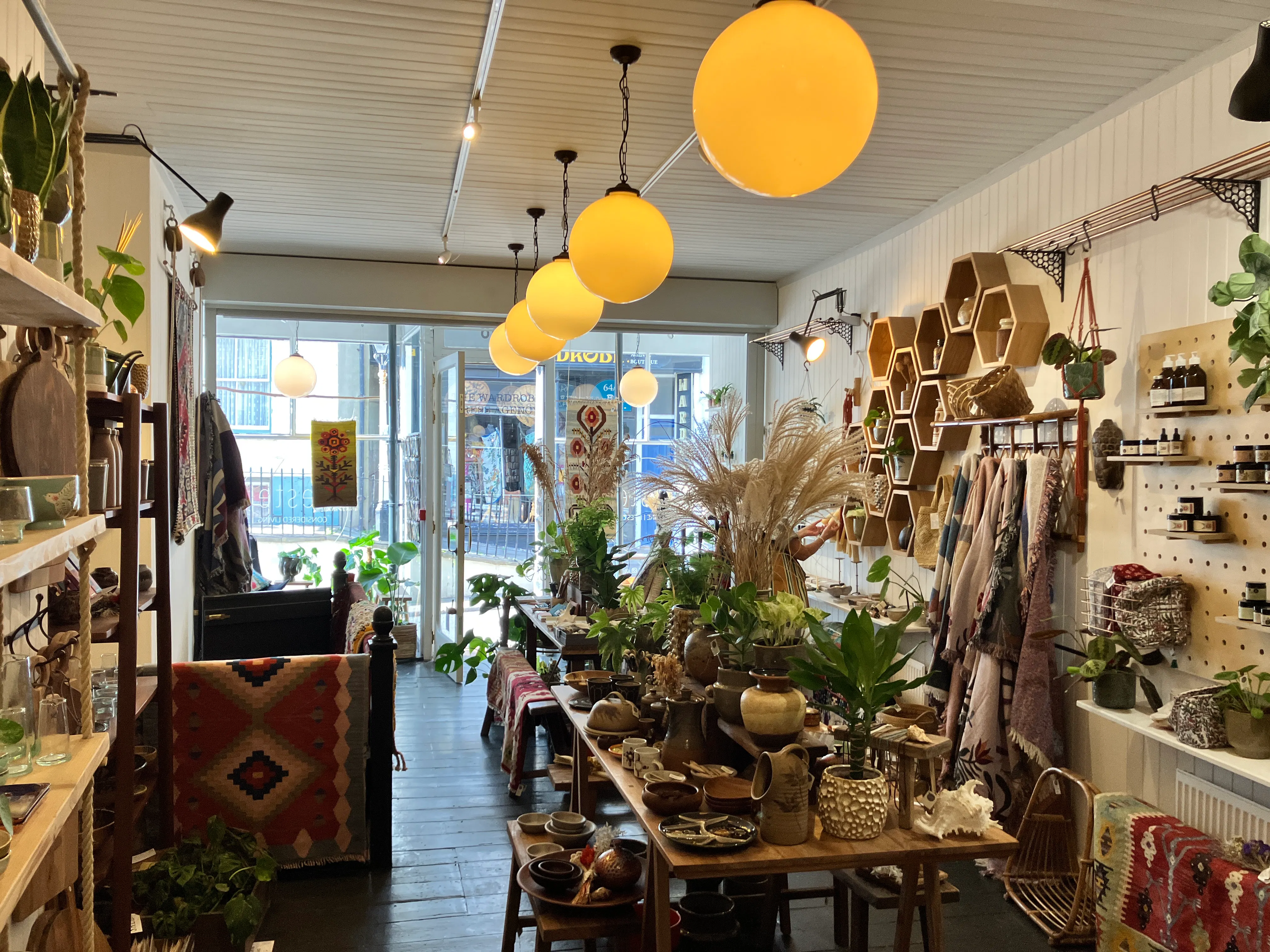 58 High Street, Hastings, Retail To Let - IMG_2751.JPG