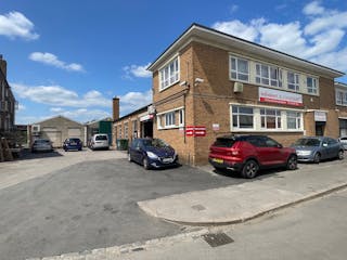 4 Trafford Road, Reading, Industrial / Warehouse For Sale - 4 Trafford Road - a.jpg