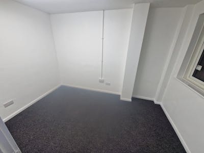 Unit 14 & 15 Limberline Spur, Portsmouth, Industrial / Trade Counter / Warehouse To Let - 20260324_113418.jpg