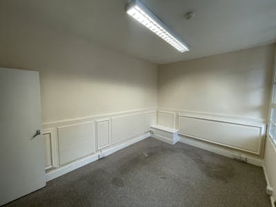 1st Floor Office, Thame, Office To Let - IMG_2481.JPG