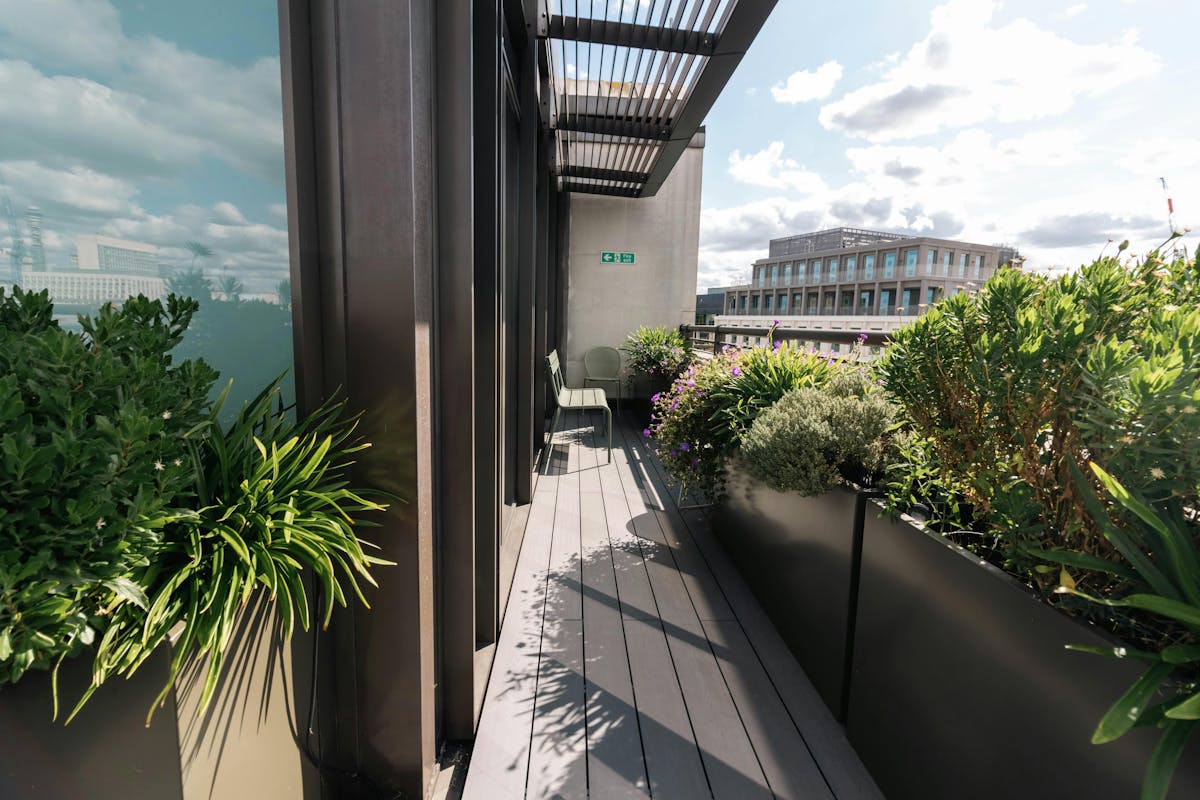 F1c227b869a1a7540ffb92d167318ca5 7