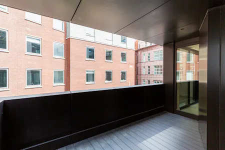 Flat 9, London, Residential Flat To Let - Balcony