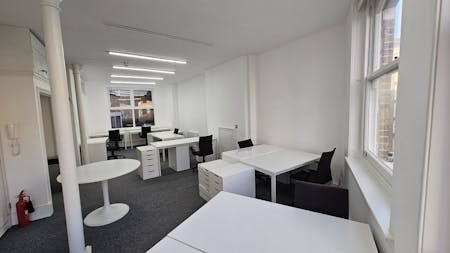 43-45 St. John Street, London, Office To Let - 20241126_142738 002.jpg