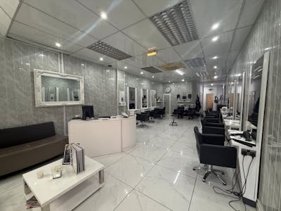 12 Gateside Street, Hamilton, Retail For Sale - 20260325_151815007_iOS.jpg