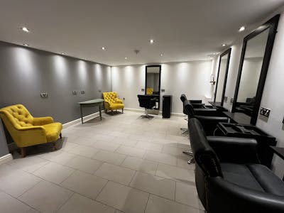 8 The Crescent, Spalding, Retail To Let - IMG_1456.jpg