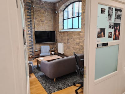 10A Lant Street, London, Office To Let - Meeting Rm.jpg