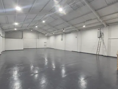 Unit 2 Second Avenue, Stockport, Industrial/Logistics To Let - 20260925_094145.jpg