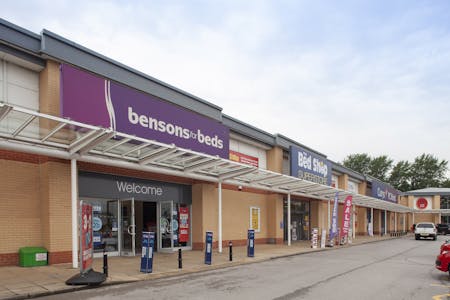 Keighley Retail Park, Hard Ings Road, Keighley, Retail - Out Of Town To Let - 7189_012.jpg