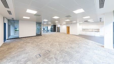 2 Lochrin Square, Edinburgh, Office To Let - 447A7190.jpg