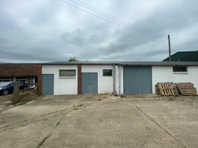 Albury Barn and Storage Garage, Near Thame, Industrial To Let - IMG_6099.JPG