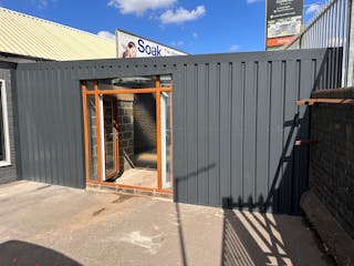 Unit 9 Rawmarsh Road, Rotherham, Industrial / Industrial To Let - IMG_1394.JPG