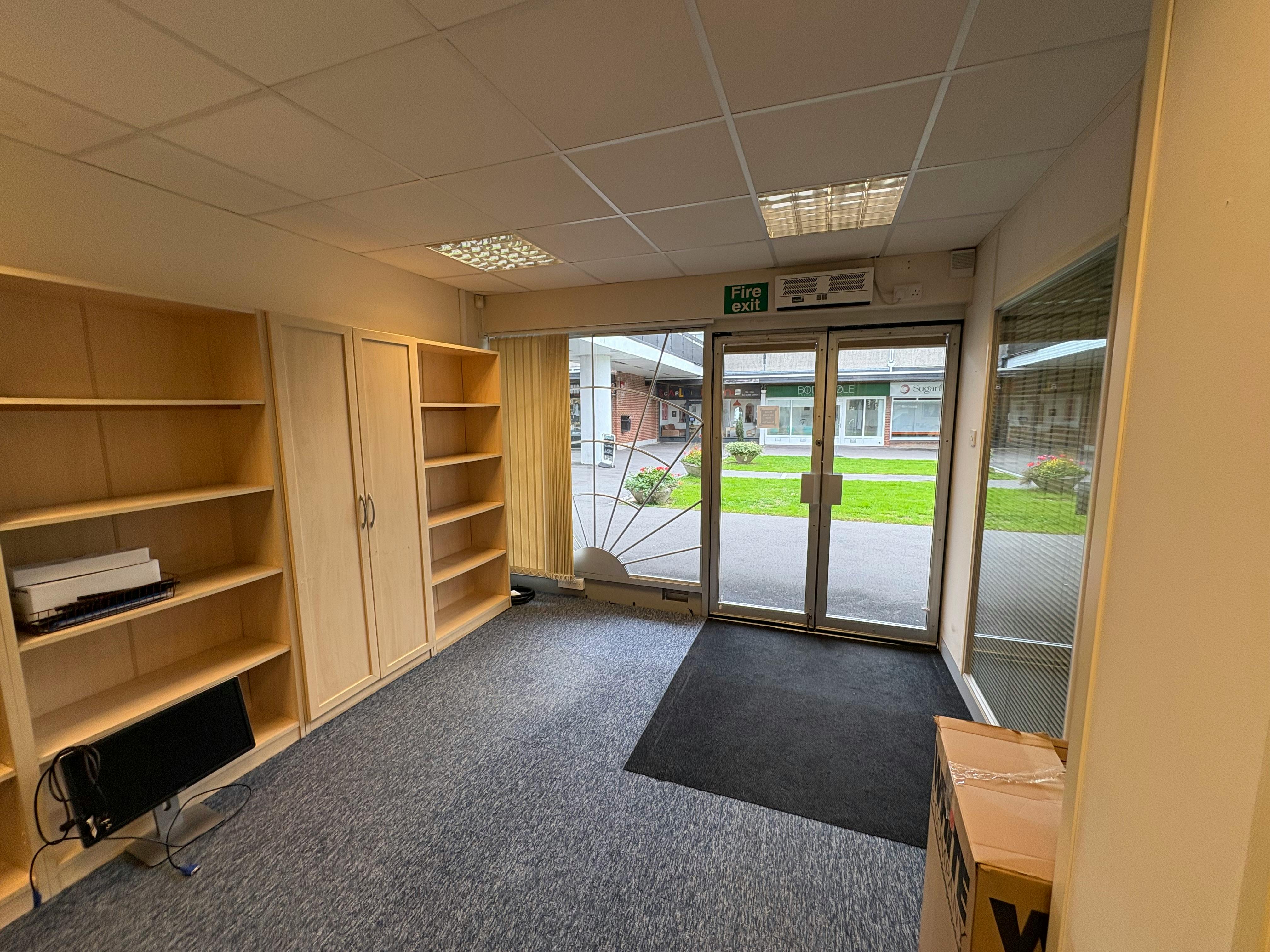 Office in Eastleigh - photo 2