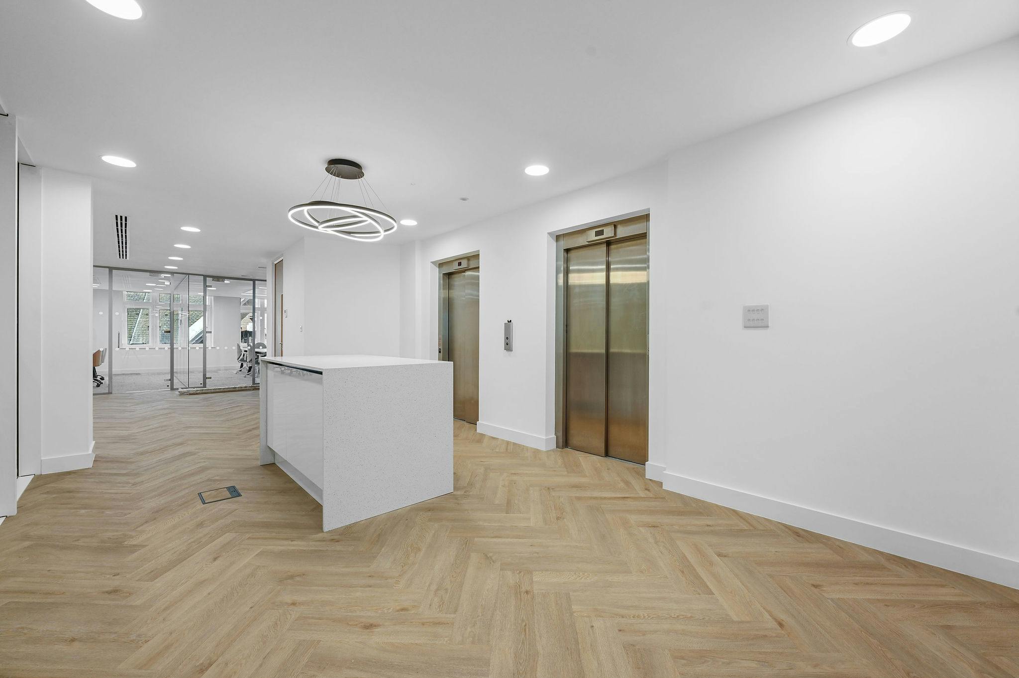 6 Kean Street <span>WC2B</span>