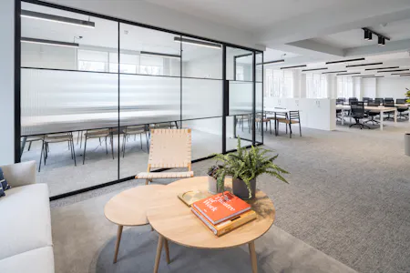 172 Tottenham Court Road, W1, London, Office To Let - MC3457-9126-HR_medium.jpg