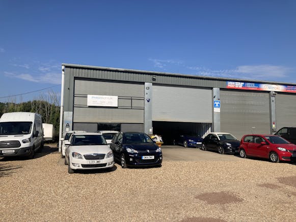 Unit A Hartley Wood Farm, Bordon, Motortrade / Industrial / Warehouse To Let - IMG_0889.jpg