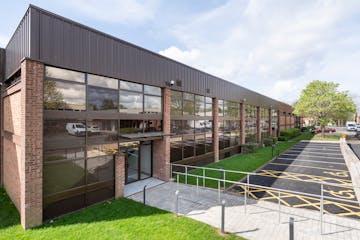 Units 57/58 Suttons Business Park, Reading, Industrial / Warehouse To Let - IW220425CA003.jpg