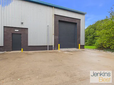 Unit 42, Hirwaun Industrial Estate, Hirwaun, Industrial To Let - CAM05096G0-PR0056-STILL039.jpg