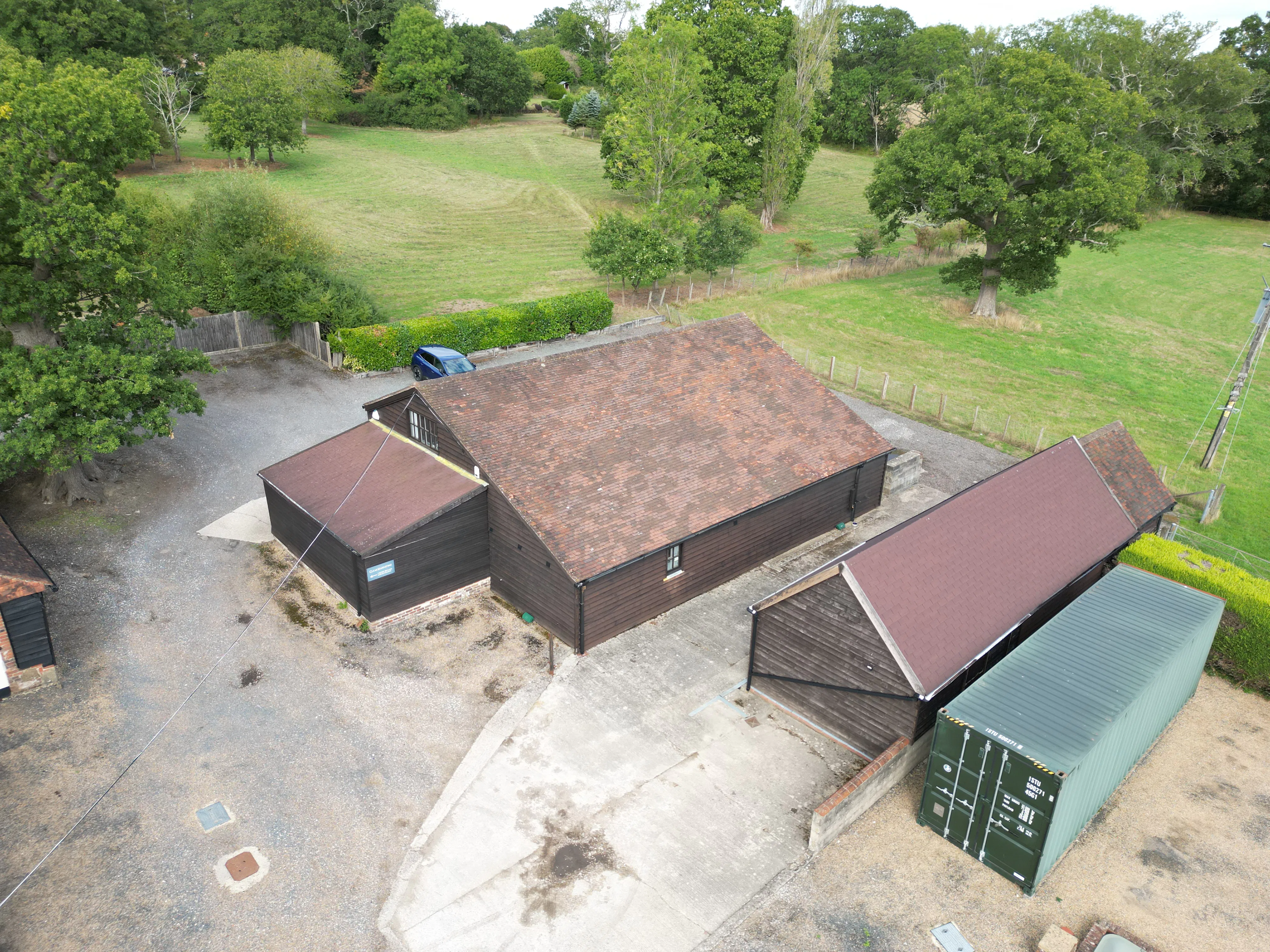 The Annexe, Meadow Court, Horsham, Office To Let - DJI_0118.JPG