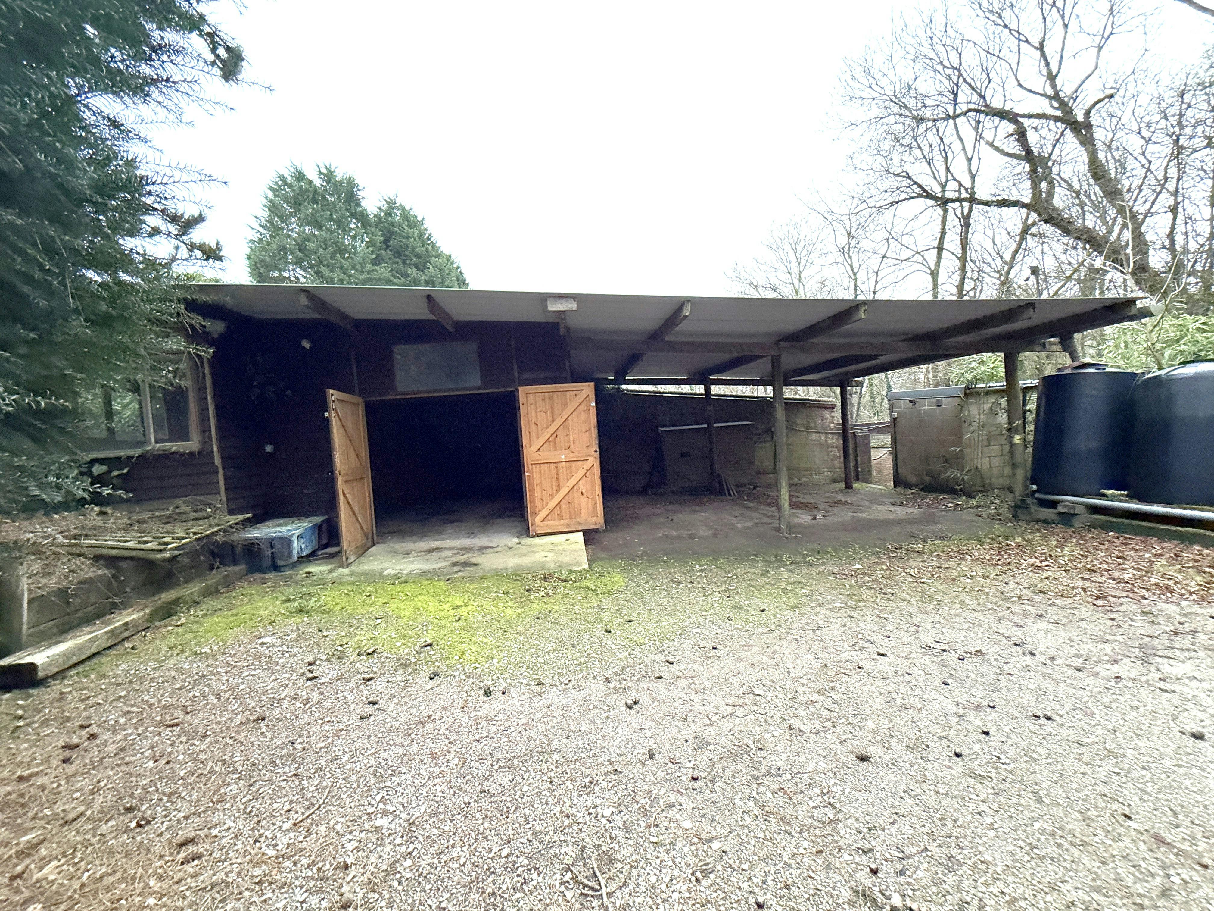 Unit 3 Burleys Corner, South Holmwood, Industrial / Office To Let - IMG_2386.JPG
