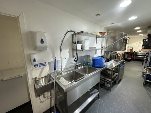 Multi Purpose Licensed Leisure Premises, 13 Shuttle Street, Paisley For Sale - IMG_7254.JPG