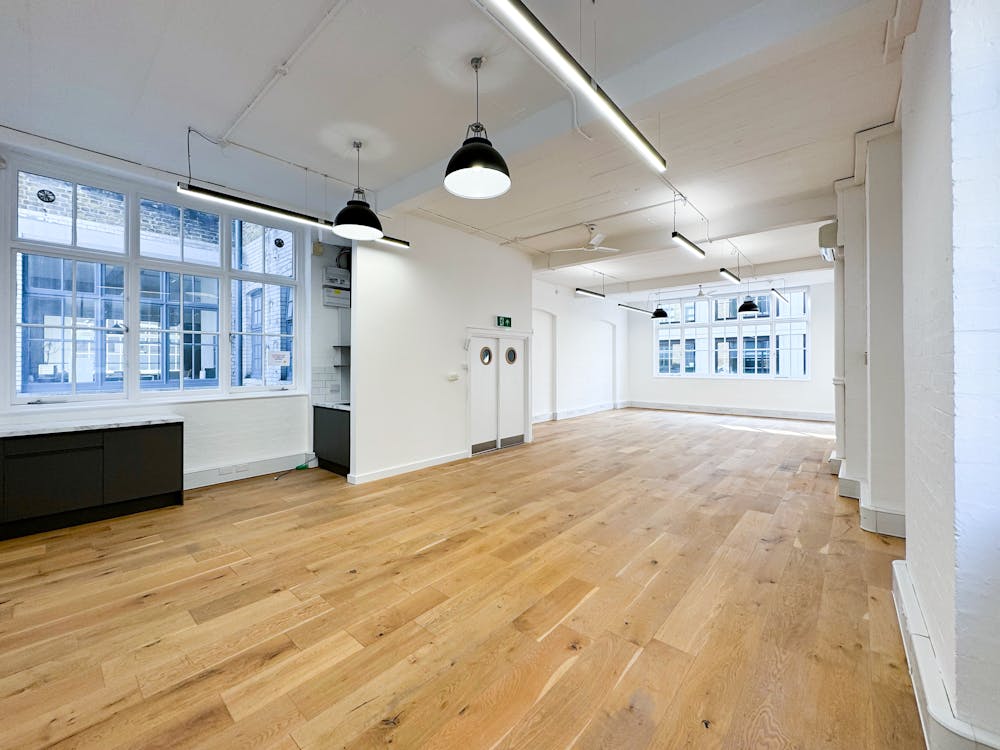 Office (E Class) – 30 Gresse Street, 1st Floor - 2