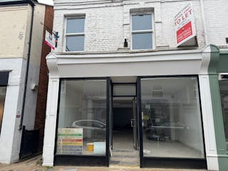 6 Baker Street, Weybridge, Retail To Let - IMG_6813.JPEG