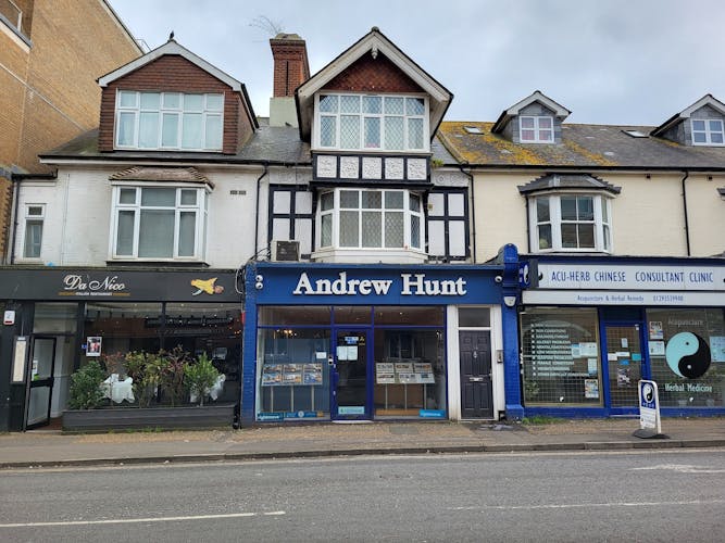 5 High Street, Crawley, Investment - All / Investment - All / Investment - Retail only For Sale - External  Web.jpg