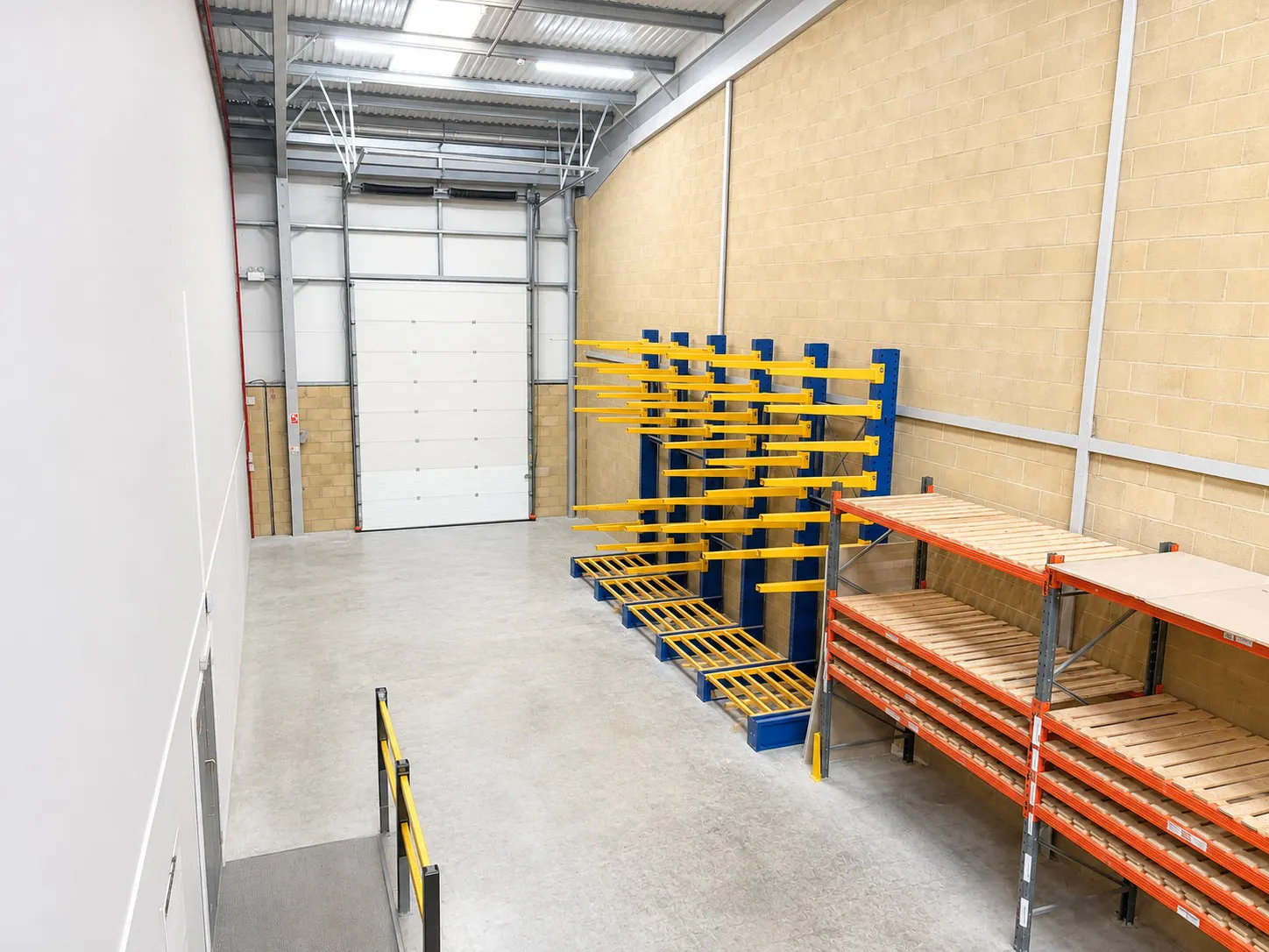 Unit 6 Ascent Park, Harlow, Industrial To Let - Warehouse.jpg