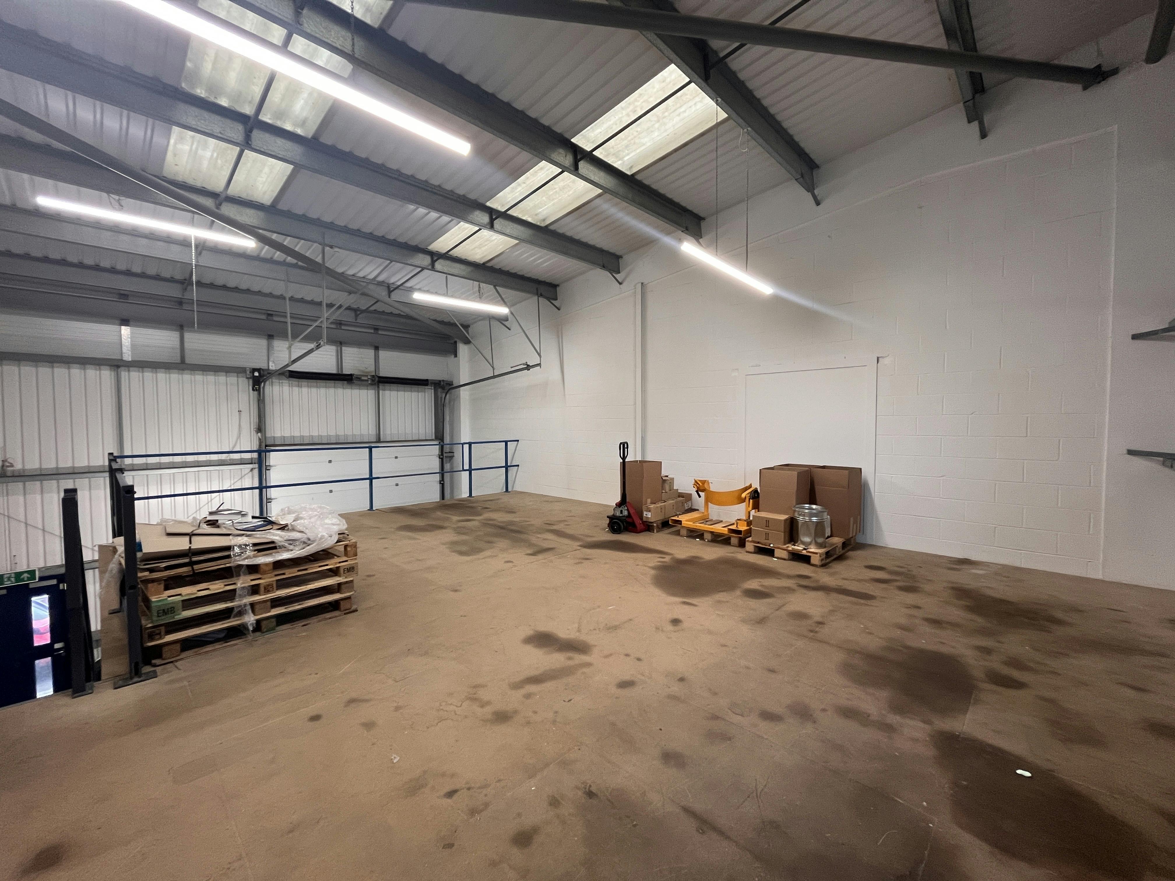 Unit C Howland Industrial Estate, Howland Road, Thame, Industrial To Let - Image 14.jpeg