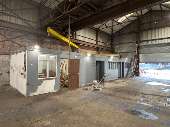 322 Broomloan Road, Glasgow, Industrial To Let - PHOTO20251007011605 4.jpg