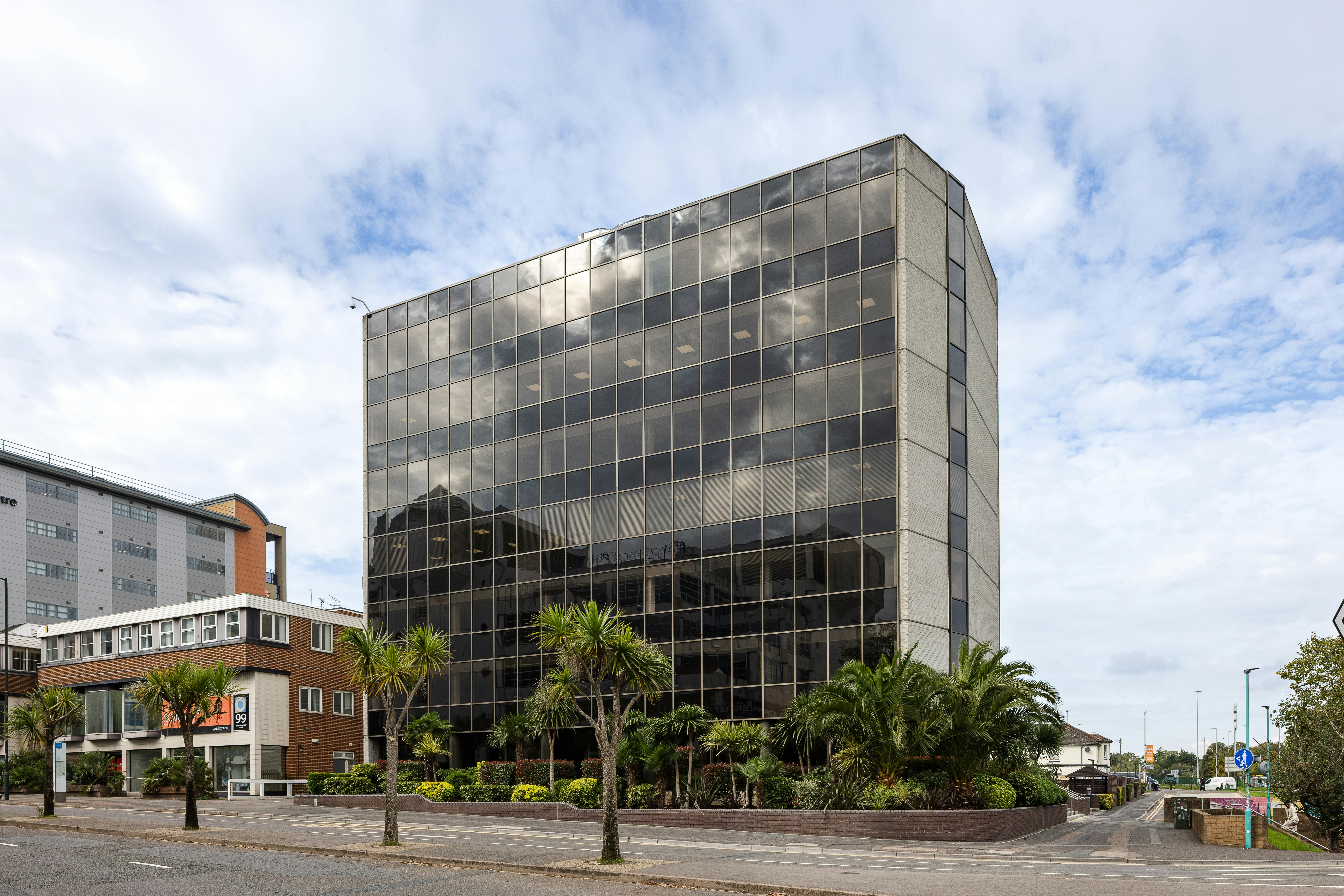 Office in Bournemouth - photo 2