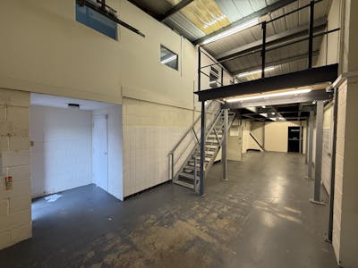 Unit 10 Mill Farm Business Park, Hounslow, Industrial / Warehouse To Let - IMG_1482.jpeg